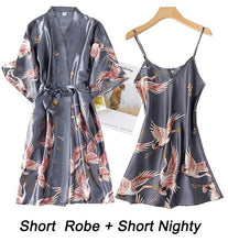 Charger l'image dans la galerie, Women Rayon 2PCS Robe Set Bride Bridesmaid Wedding Robe Gown Lace Sexy Kimono Bathrobe Night Dress Casual Nightgown Sleepwear
